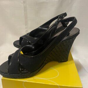 Joan & David Circa Wedge Open Toe Sandals, 10M,  4.5 inch Wedge